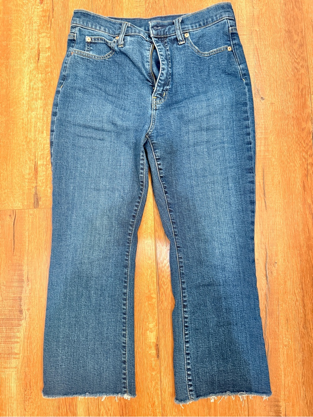 Women’s GAP Kick Fit High Rise Blue Denim Jeans - Classic Straight Crop
